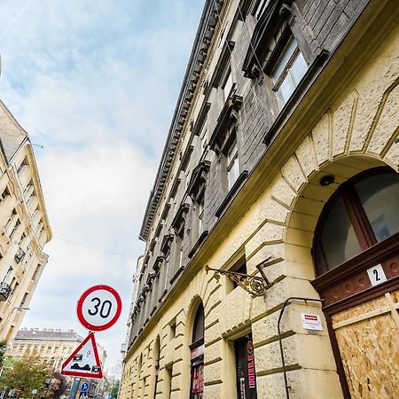 Roeck Premier Downtown Residence Budapest Extérieur photo